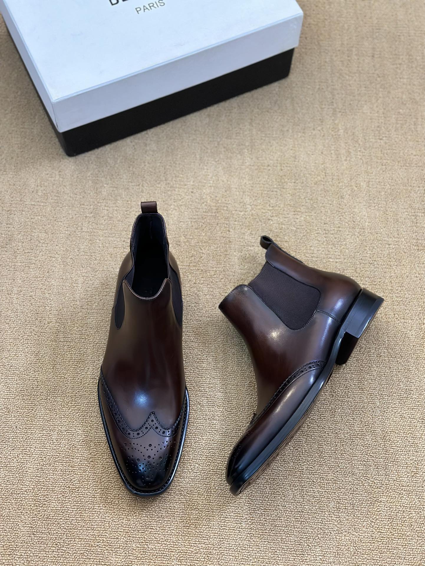 Berluti Men's Brogue Leather Chelsea Boots - Image 4