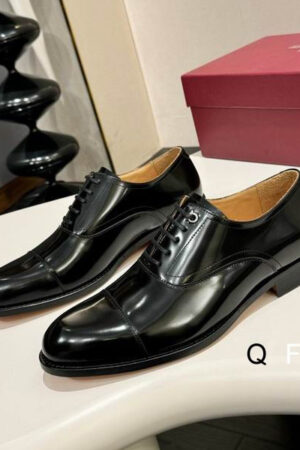 Black Patent Leather Cap-Toe Oxford Shoes