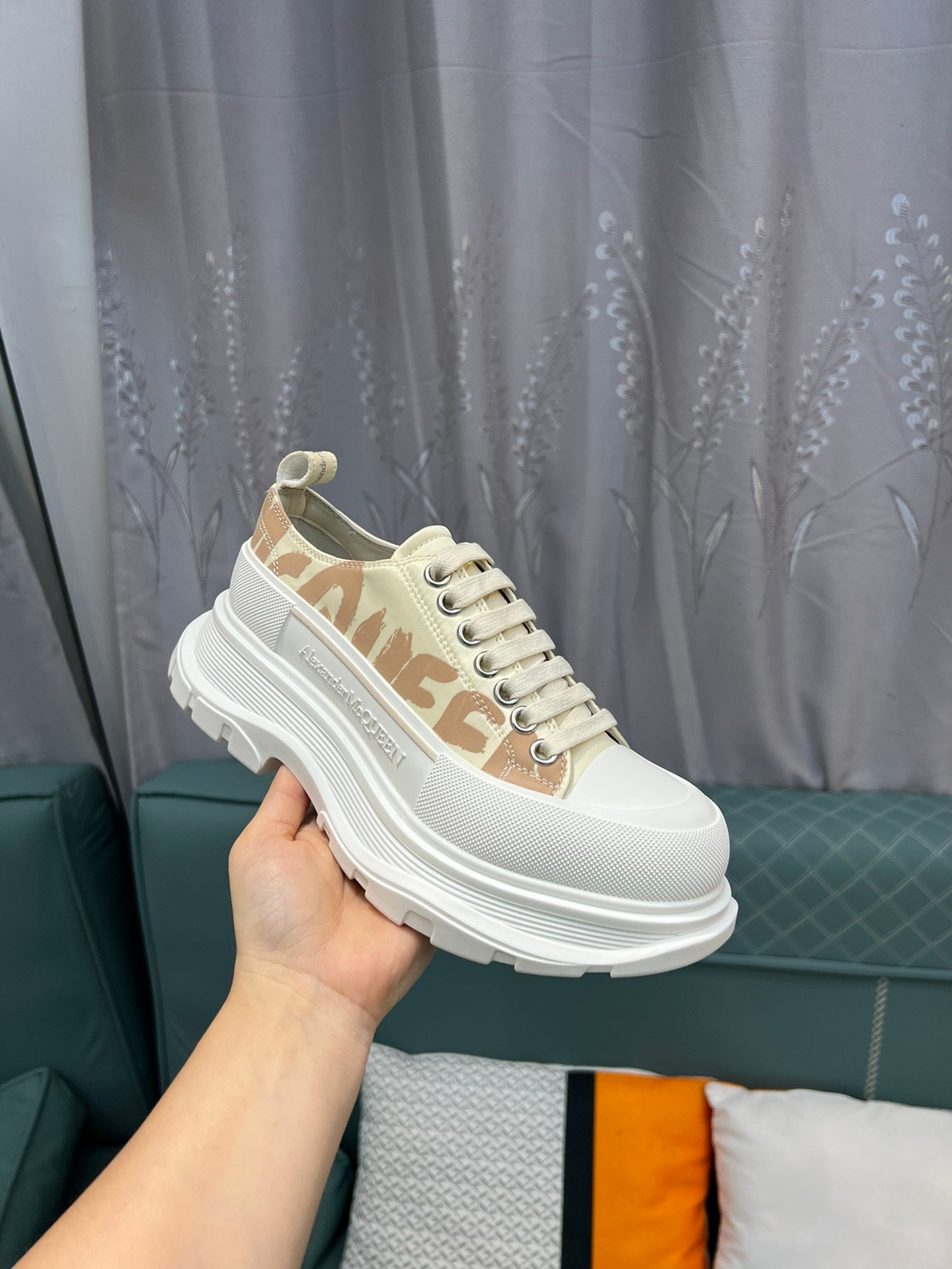 Alexander McQueen-Inspired White & Gold Tread Slick - Image 4