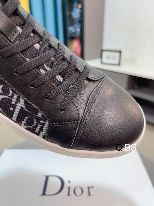 Dior B30 High-Top Sneaker in Black with White Sole. - Image 7