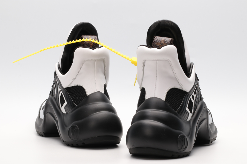 Louis Vuitton Black & White Urban-Chunky Low-Top Sneakers - Image 6