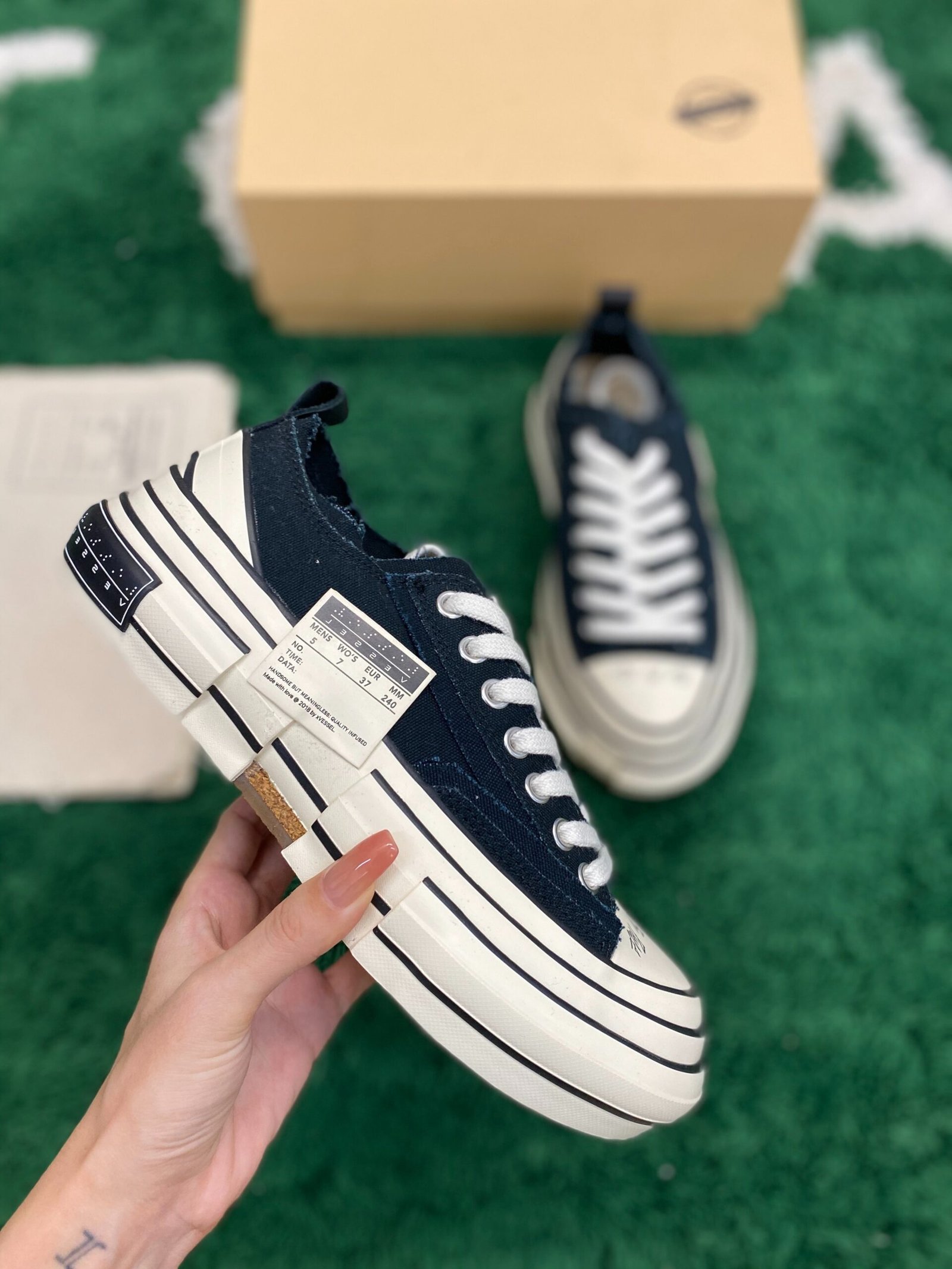 Maison Mihara Yasuhiro Peterson OG Sole Black Canvas Low-Top Sneakers - Image 4