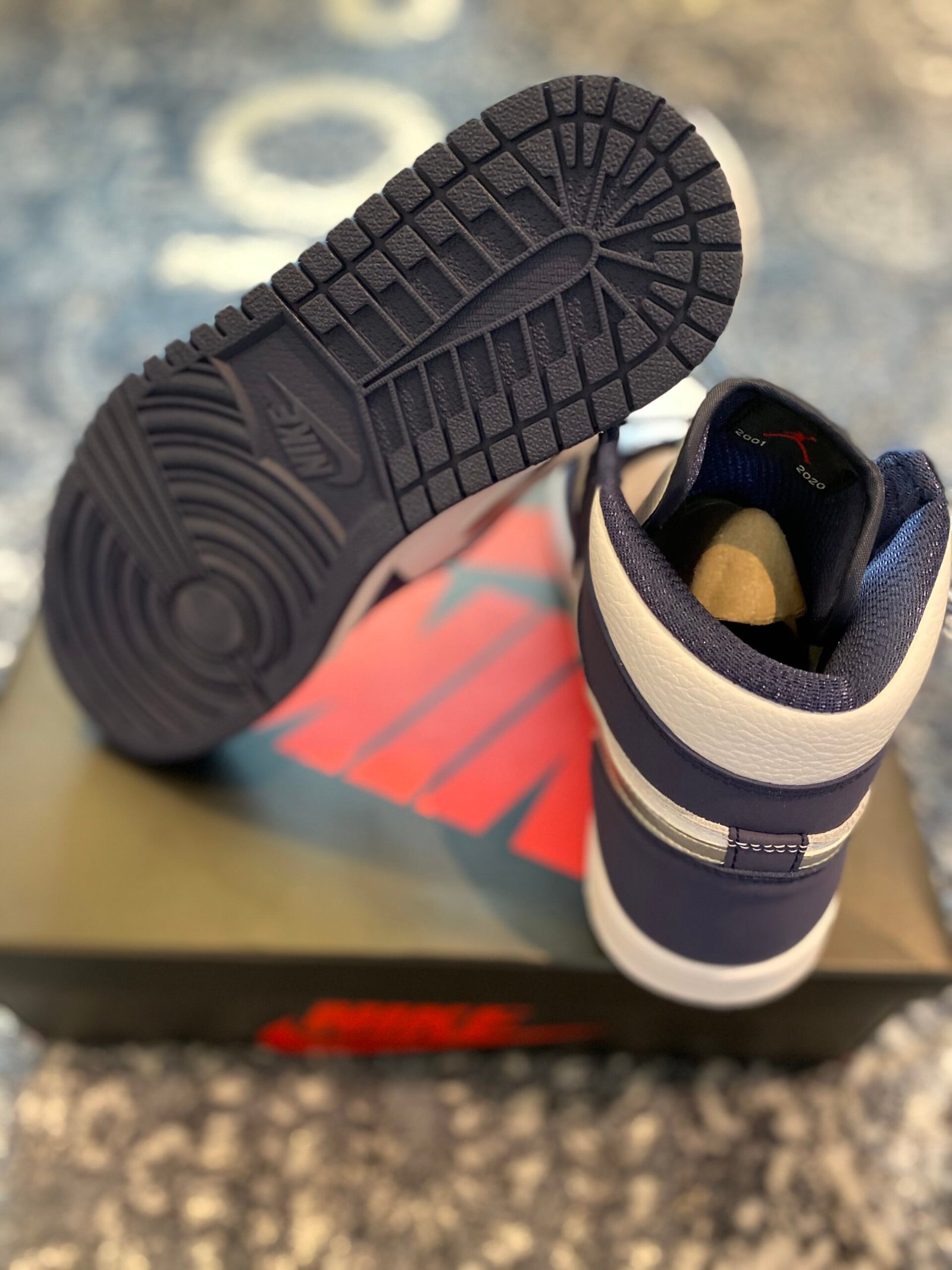 Air Jordan 1 Retro High OG -Midnight Navy - Image 3